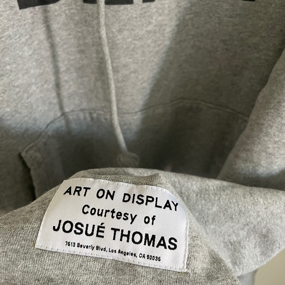 NEW XL Gallery Dept. Heather Grey Center Logo Hoodie sweatshirt - Picture 5 of 8